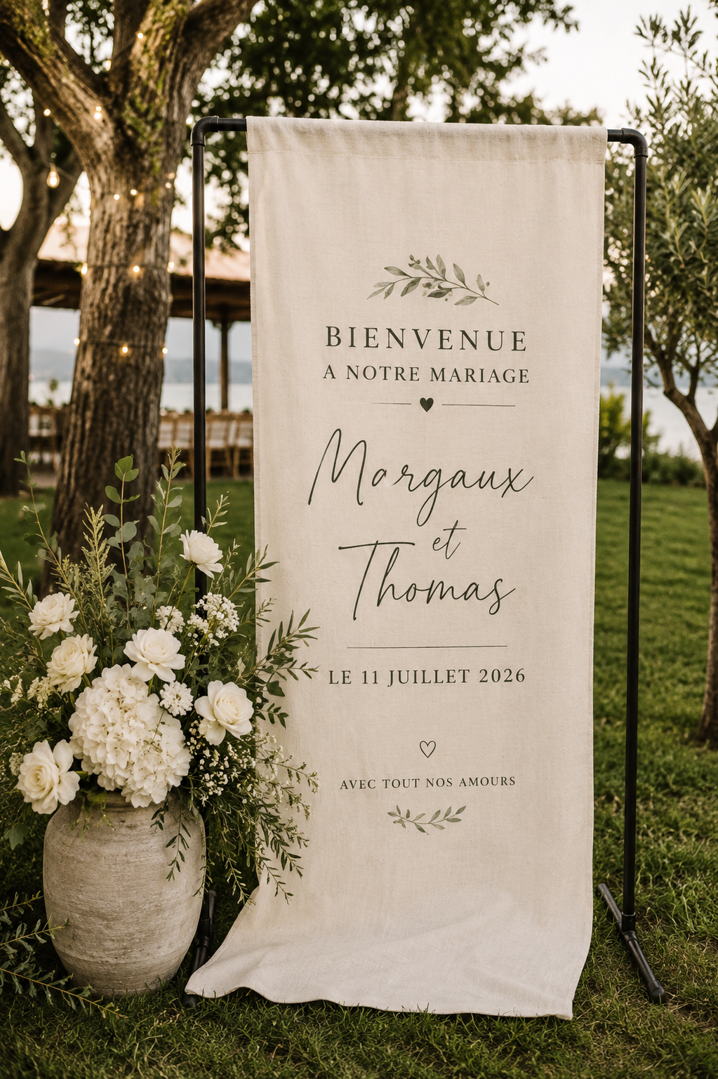 Panneau de bienvenue mariage personnalisé en lin – Prénoms & date